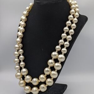 Vintage graduated two strand beaded necklace